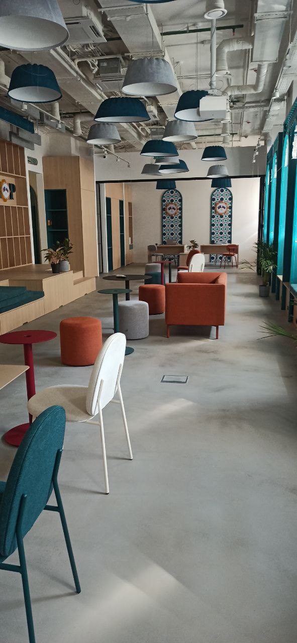 Коворкинг на Тверской — эпоксидный лофт-пол, 340 м²